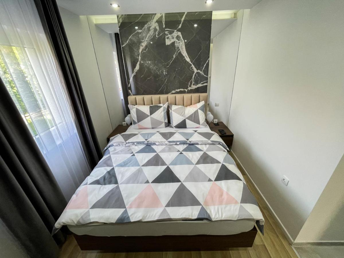 Apartmani Mila Laktaši Buitenkant foto