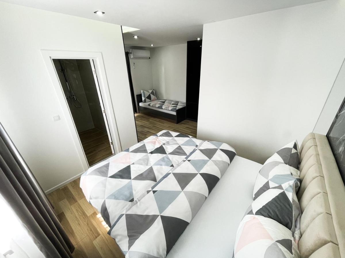 Apartmani Mila Laktaši Buitenkant foto