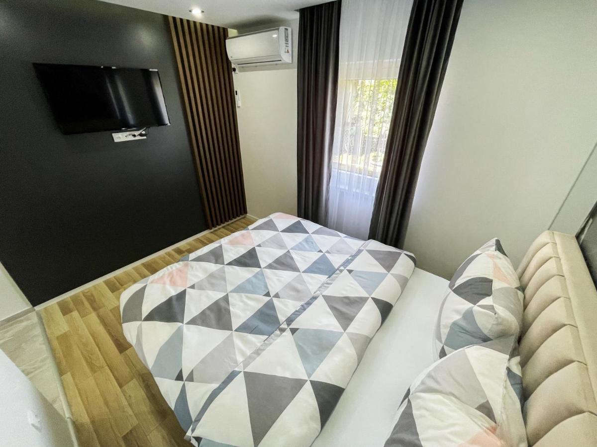 Apartmani Mila Laktaši Buitenkant foto
