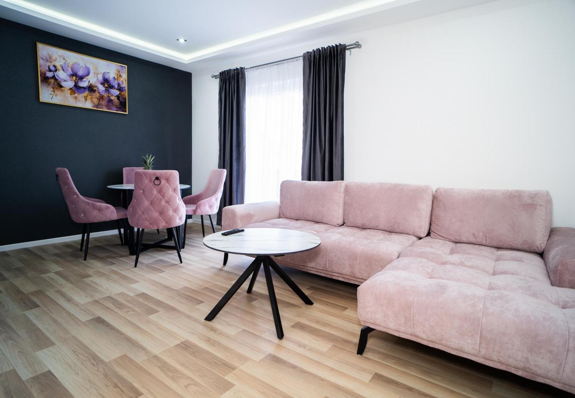 Apartmani Mila Laktaši Buitenkant foto