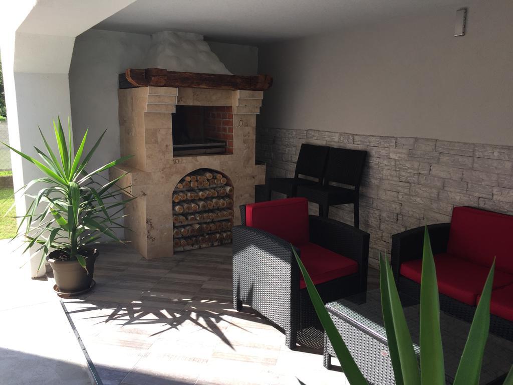 Apartmani Mila Laktaši Buitenkant foto